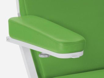 Wedge-shaped foam armrests  of imitation leather incl. hand switch holder, right and left